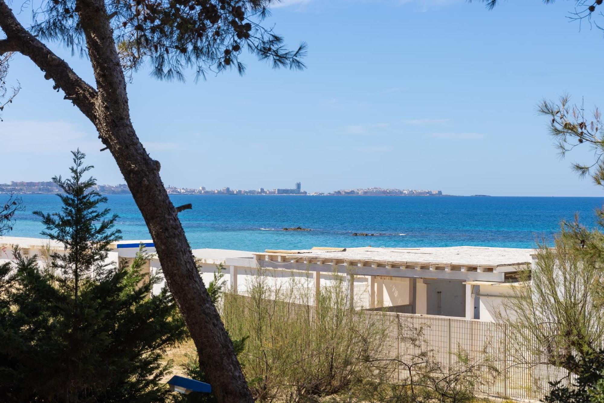Luxury Suites & Apartment Con Accesso Alla Spiaggia E Parcheggio Privato - Vista Mare Lido Conchiglia Exterior foto